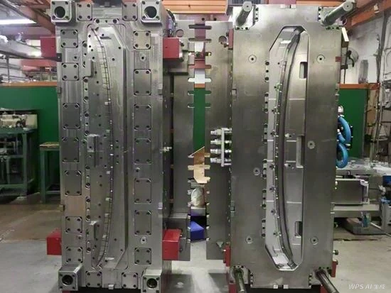 Large injection mold for home appliance housing